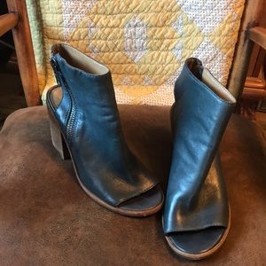 Steve Madden booties